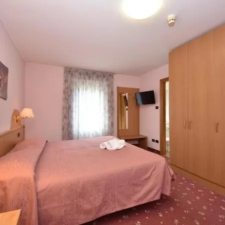 Ξενοδοχείο Agomer Canazei