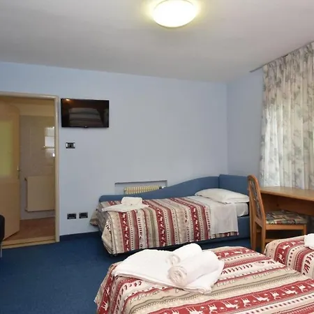 Hotel Agomer